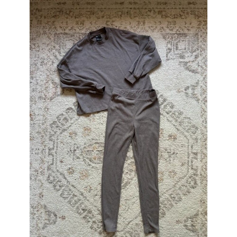 H&M ribbed loungewear set